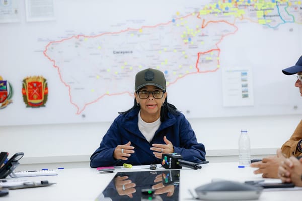 Activan líneas de atención de emergencia y habilitan registro de voluntarios en el Poliedro de Caracas